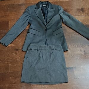 Express Gray Blazer and Skirt Set & Gray Cow Turtle K neck. Absolutely Stunning